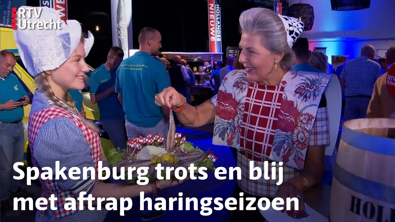 Haringhappen: eerste vaatje Hollandse Nieuwe levert recordbedrag van 113.500 euro op | RTV Utrecht
